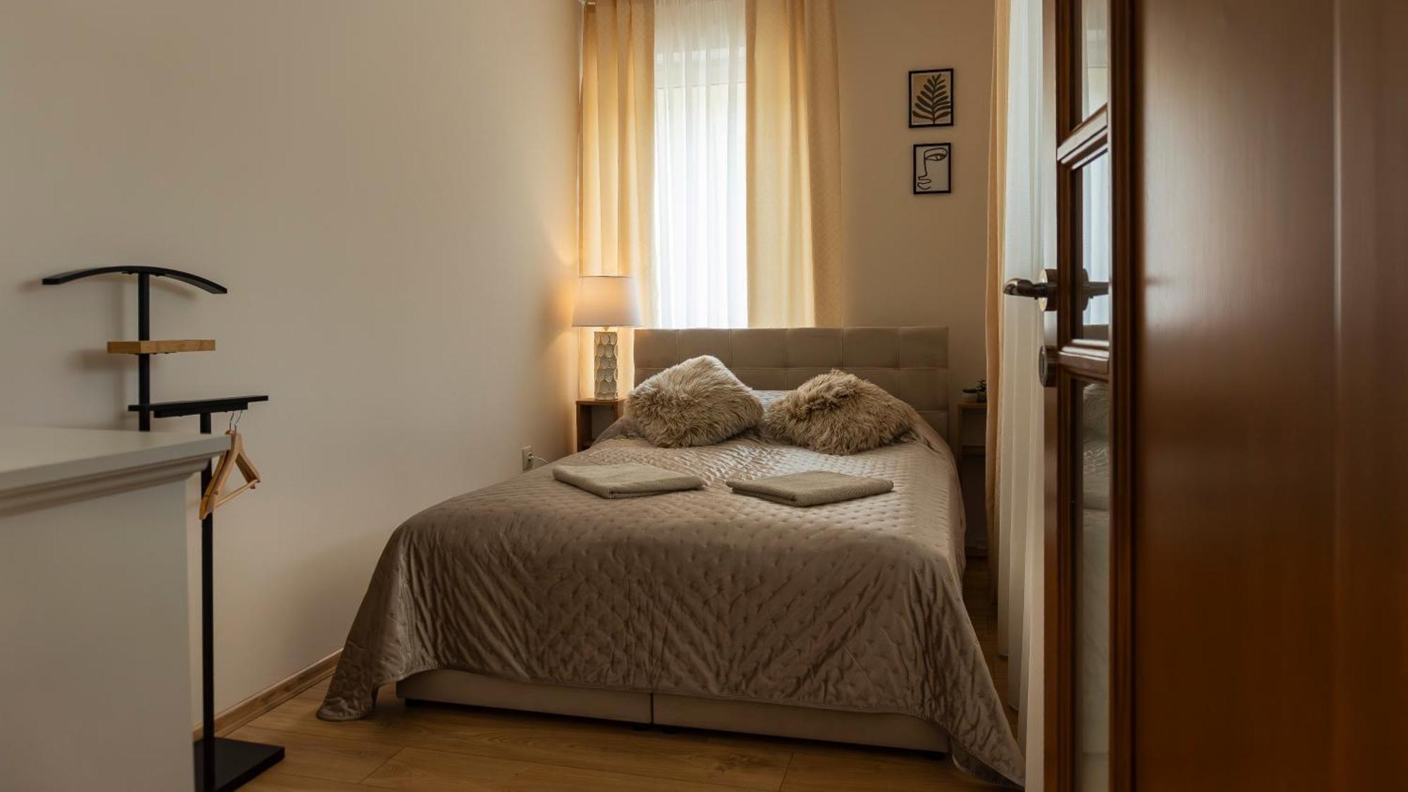 Thermal Irisz Apartment